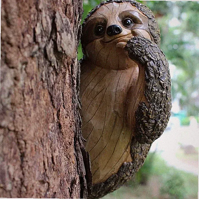Sloth Tree Hugger Garden Peeker Sloth Resin Sculpture Hanging Outdoor Yard Decor